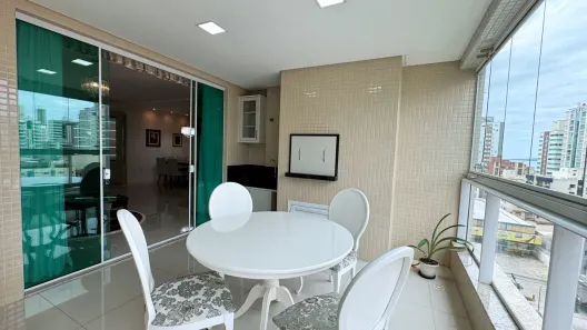 Apartamento com 4 Quartos à venda, 175m² no Meia Praia, Itapema