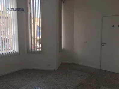 Sala Comercial para alugar, 110m² no Vila Thais, Atibaia