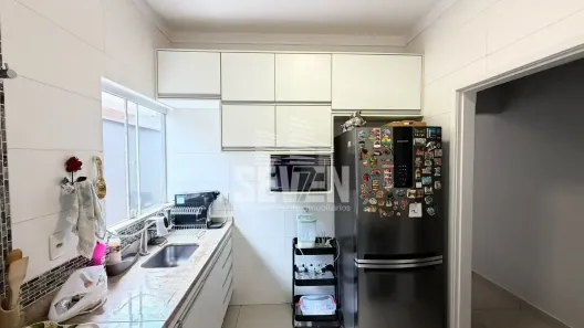 Casa com 3 Quartos para alugar, 119m² no Vila Nove de Julho, Bauru