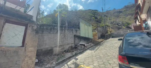 Lote/Terreno à venda, 390m² no Santa Tereza, Vitória