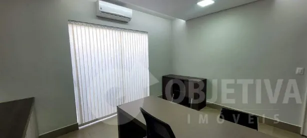 Sala Comercial para alugar, 15m² no Tabajaras, Uberlândia