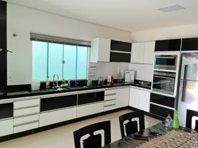 Casa com 4 Quartos à venda, 450m² no Setor Habitacional Vicente Pires, Brasília