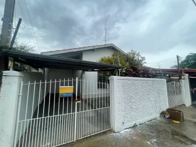 Casa com 3 Quartos para alugar, 149m² no Loteamento São Paulo, Pindamonhangaba