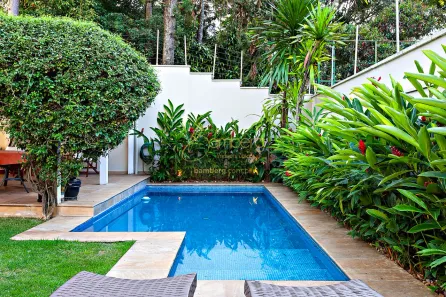 Casa de Condomínio com 4 Quartos para alugar, 865m² no Santo Amaro, São Paulo