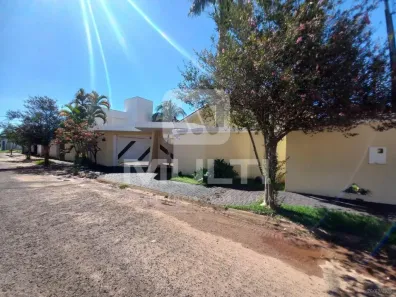 Casa com 3 Quartos para alugar, 250m² no Jardim Inconfidência, Uberlândia
