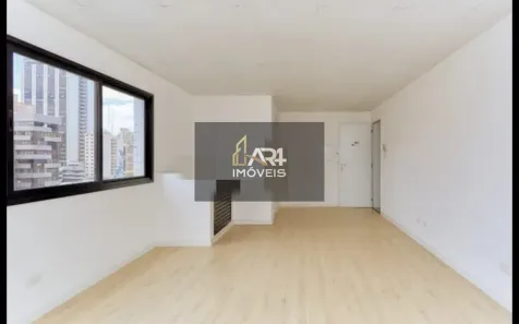 Sala Comercial à venda, 30m² no Centro, Curitiba