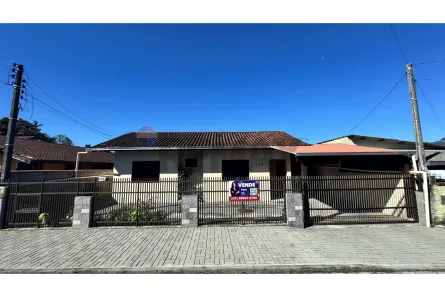 Casa com 4 Quartos à venda, 142m² no Jaraguá 99, Jaraguá do Sul