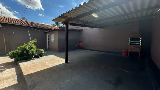 Casa com 4 Quartos para alugar, 160m² no Residencial Estados Unidos, Uberaba