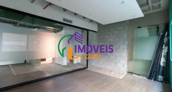 Sala Comercial à venda, 31m² no Vila Olímpia, São Paulo