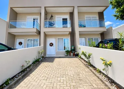 Casa com 2 Quartos à venda, 101m² no São José, Canoas