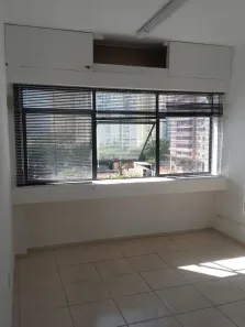 Sala Comercial com 1 Quarto à venda, 35m² no Passo da Areia, Porto Alegre