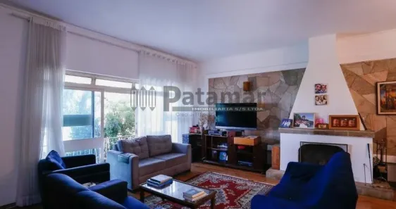 Casa com 3 Quartos à venda, 220m² no Vila Ipojuca, São Paulo