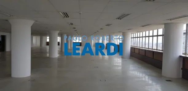 Sala Comercial para alugar, 920m² no República, São Paulo