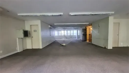 Sala Comercial para alugar, 180m² no Consolação, São Paulo