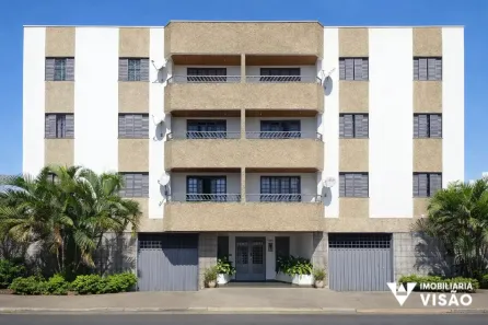 Apartamento com 3 Quartos à venda, 139m² no São Benedito, Uberaba