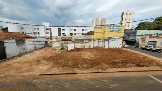 Lote/Terreno à venda, 420m² no Boa Vista, Uberaba