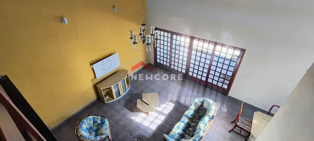 Sobrado com 4 Quartos à venda, 225m² no Nova Itanhaém (Praia), Itanhaém