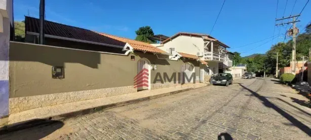 Casa com 4 Quartos à venda, 247m² no Além Paraíba, Além Paraíba