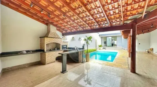 Casa com 3 Quartos à venda, 205m² no Fabrício, Uberaba