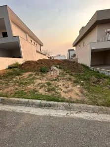Lote/Terreno à venda, 250m² no Jardim São Gabriel, Jacareí