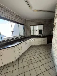Casa com 3 Quartos à venda, 280m² no Jardim Estoril IV, Bauru