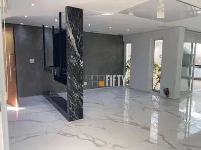 Casa com 3 Quartos para alugar, 238m² no Jardim Luzitânia, São Paulo