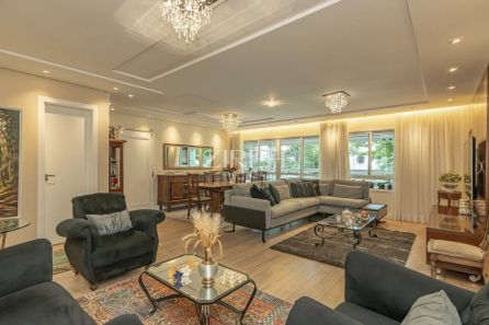 Apartamento com 3 Quartos à venda, 158m² no Água Verde, Curitiba