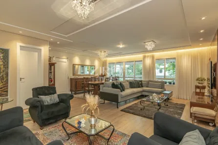 Apartamento com 3 Quartos à venda, 158m² no Água Verde, Curitiba