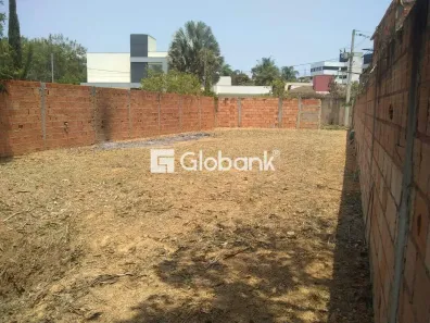 Lote/Terreno à venda, 300m² no Vila Oliveira, Montes Claros