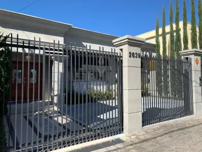 Casa com 11 Quartos à venda, 150m² no Campina do Siqueira, Curitiba