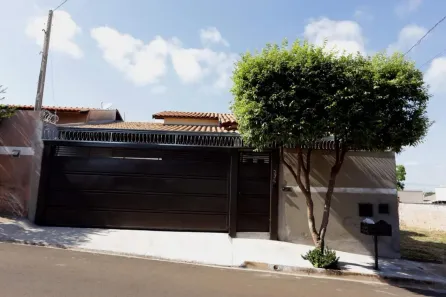 Casa com 3 Quartos à venda, 180m² no Parque das Amoras II, São José do Rio Preto
