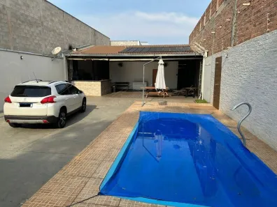 Imóvel Comercial à venda, 105m² no Jardim Biagioni, Araraquara