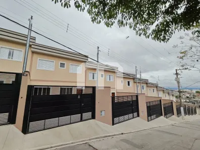 Sobrado com 2 Quartos à venda, 64m² no Vila Aurea, São Paulo