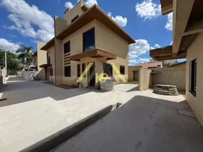 Casa de Condomínio com 3 Quartos à venda, 150m² no Santa Cândida, Curitiba
