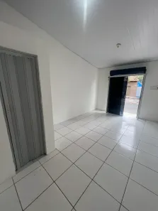 Ponto Comercial para alugar, 25m² no Cohatrac IV, São Luís
