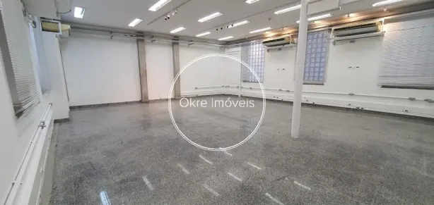 Casa com 1 Quarto para alugar, 600m² no Jardim Botânico, Rio de Janeiro