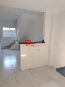 Casa de Condomínio com 2 Quartos à venda, 48m² no Ribeirópolis, Praia Grande
