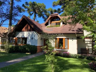 Casa de Condomínio com 4 Quartos à venda, 340m² no Boeira, Canela