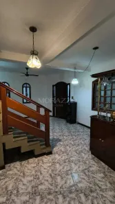 Sobrado com 3 Quartos à venda, 218m² no Jardim Emília, Jacareí