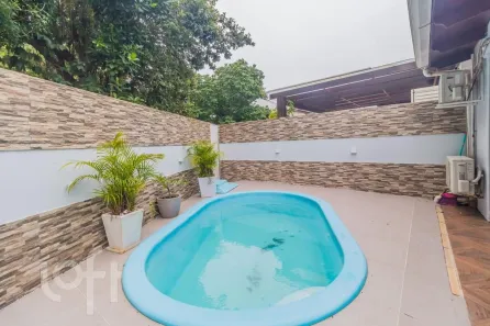 Casa de Condomínio com 4 Quartos à venda, 191m² no Vila Nova, Porto Alegre