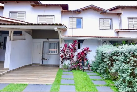 Sobrado com 3 Quartos à venda, 136m² no Parque das Laranjeiras, Goiânia