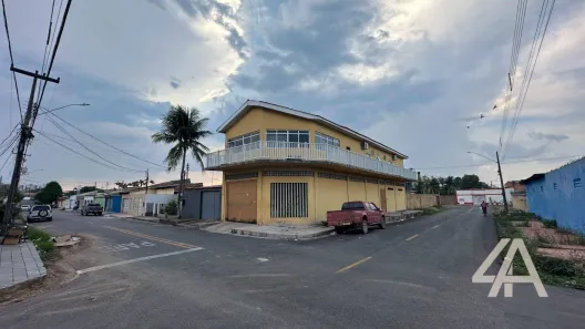 Casa com 5 Quartos à venda, 440m² no Aponiã, Porto Velho