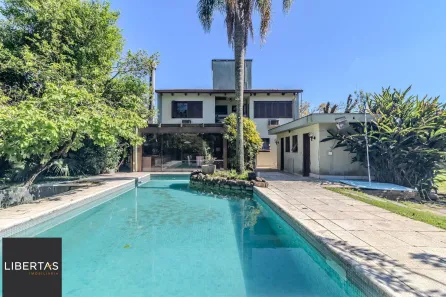 Casa com 4 Quartos à venda, 241m² no Ipanema, Porto Alegre