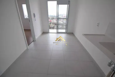 Apartamento com 1 Quarto para alugar, 28m² no Guaiaúna, São Paulo