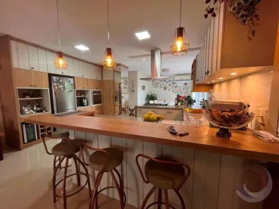 Casa com 3 Quartos à venda, 621m² no Daniela, Florianópolis