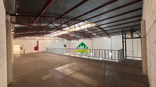 Galpão/Depósito/Armazém para alugar, 640m² no Vila Carvalho, Araçatuba