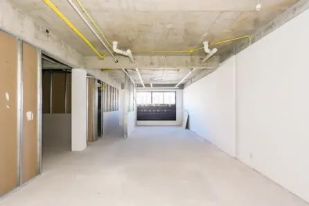 Ponto Comercial para alugar, 230m² no Bacacheri, Curitiba
