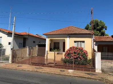 Casa com 2 Quartos à venda, 182m² no Centro, Sumaré