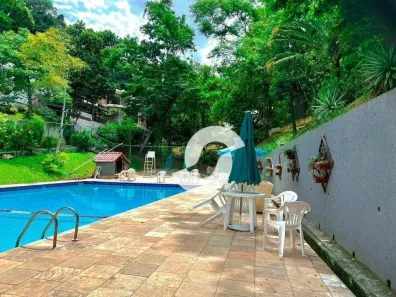 Casa de Condomínio com 3 Quartos à venda, 223m² no Itaipu, Niterói