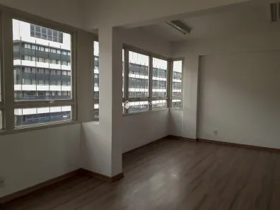 Sala Comercial à venda, 60m² no Centro Histórico, Porto Alegre